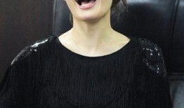 娱乐爆料容祖儿,揭秘天后背后的故事