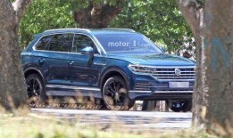 大众途锐爆料视频最新消息,性能与科技双提升，揭秘神秘爆料视频