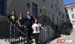 即墨网红吃瓜事件视频最新,真相揭秘，网络舆论的漩涡与反思